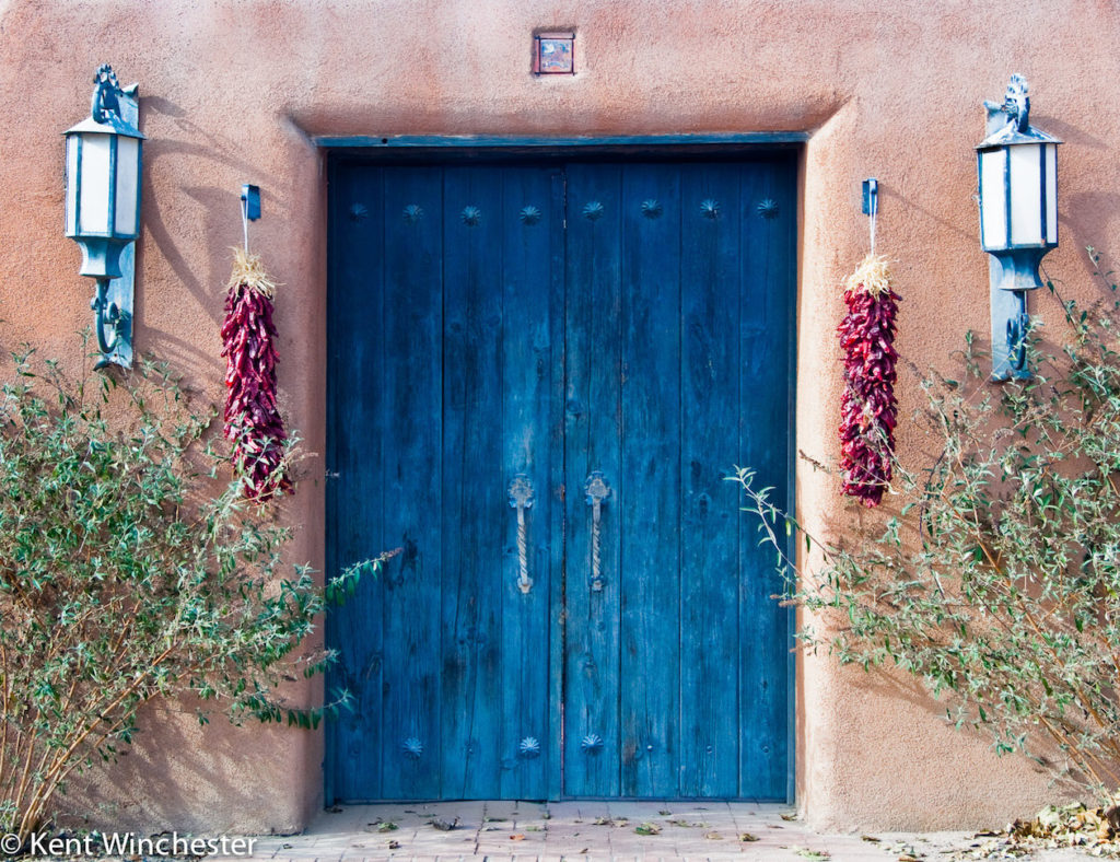 Kent Winchester: THE Blue Door