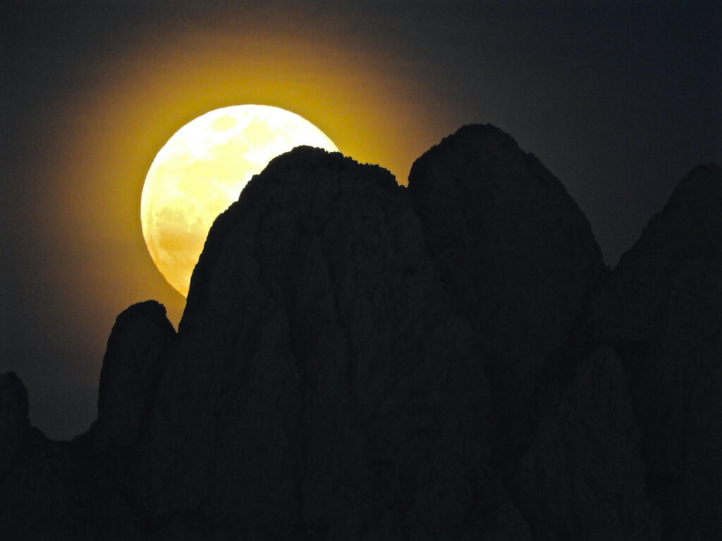 David D. Sorensen: Super Moon
